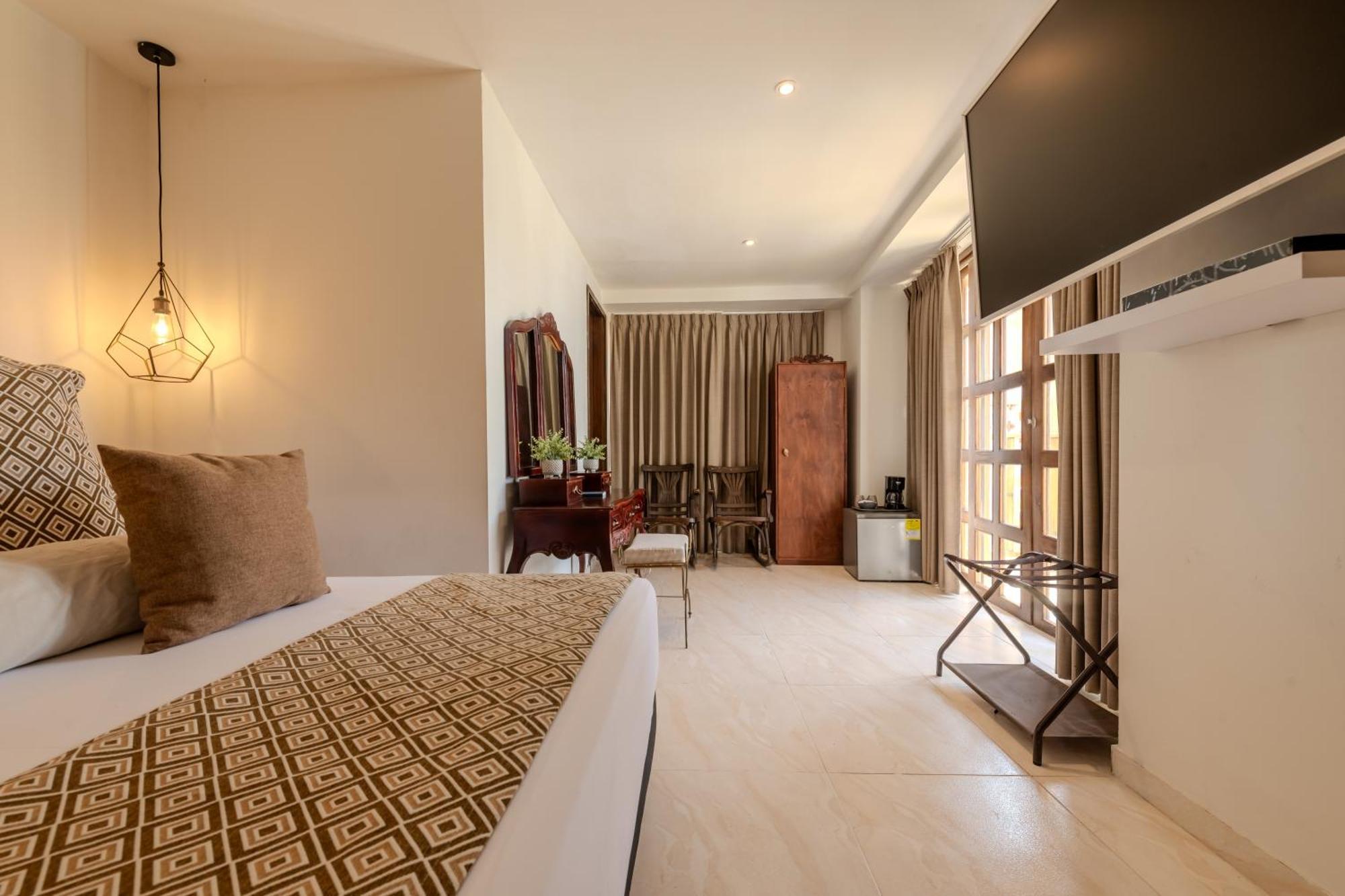 Hotel Dorado Plaza Boutique Calle Del Arsenal — Photos 1